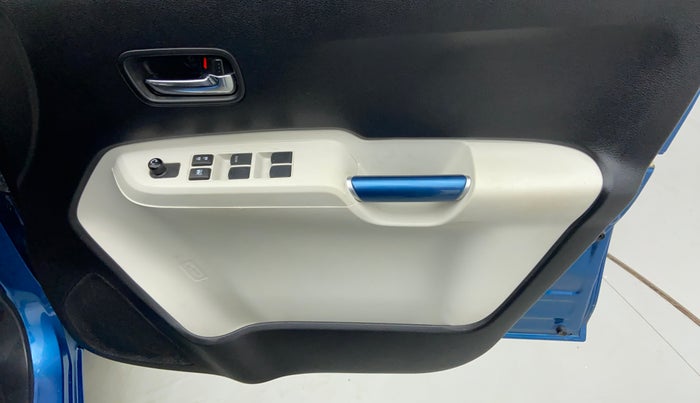 2018 Maruti IGNIS DELTA 1.2 K12, Petrol, Manual, 13,037 km, Driver Side Door Panels Controls