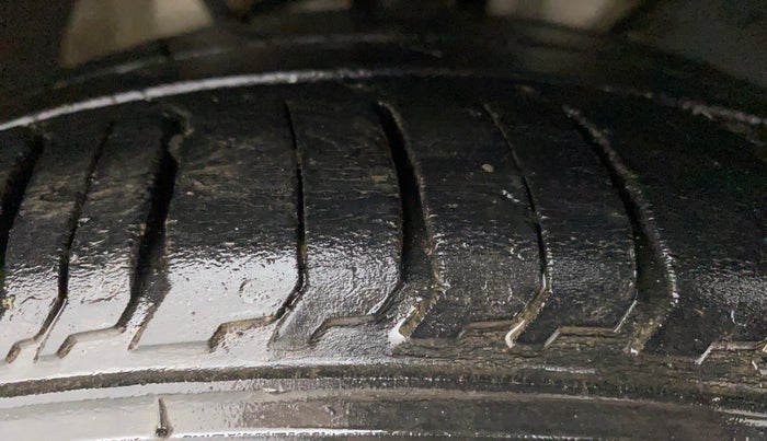 2014 Tata Zest XM PETROL, Petrol, Manual, 60,859 km, Right Front Tyre Tread