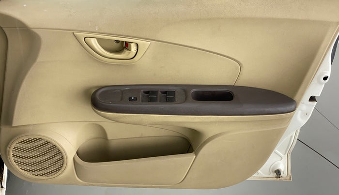 2014 Honda Amaze 1.2 EXMT I VTEC, Petrol, Manual, 36,260 km, Driver Side Door Panels Control