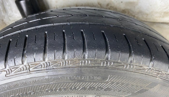 2014 Honda Amaze 1.2 EXMT I VTEC, Petrol, Manual, 36,260 km, Right Rear Tyre Tread