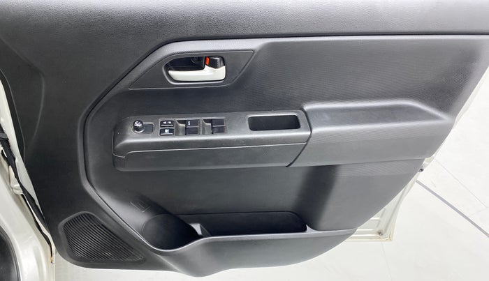2020 Maruti New Wagon-R VXI 1.0, Petrol, Manual, 15,389 km, Driver Side Door Panels Control
