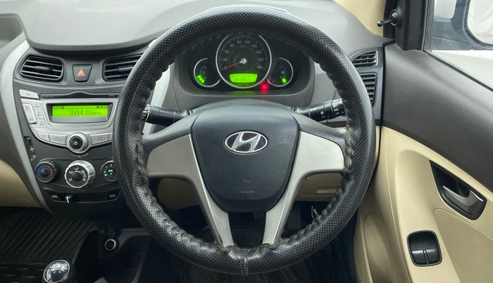 2015 Hyundai Eon SPORTZ, Petrol, Manual, 54,108 km, Steering Wheel Close Up