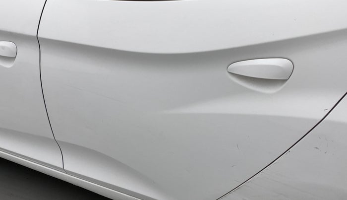 2015 Hyundai Eon SPORTZ, Petrol, Manual, 54,108 km, Rear left door - Minor scratches