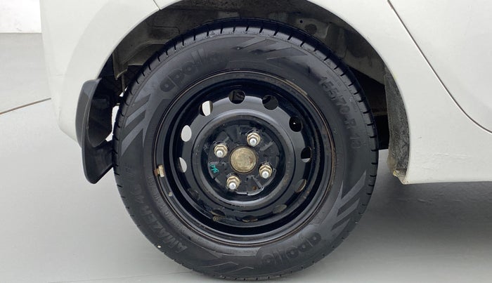 2015 Hyundai Eon SPORTZ, Petrol, Manual, 54,108 km, Right Rear Wheel