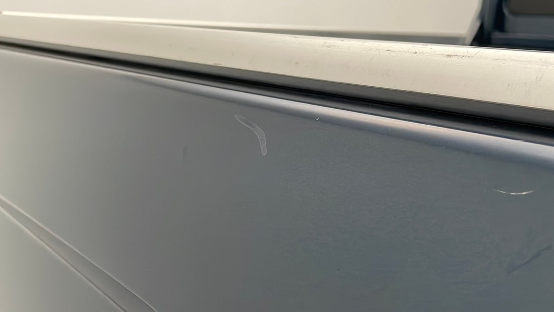 Boot / Tailgate Boot Lid Chip