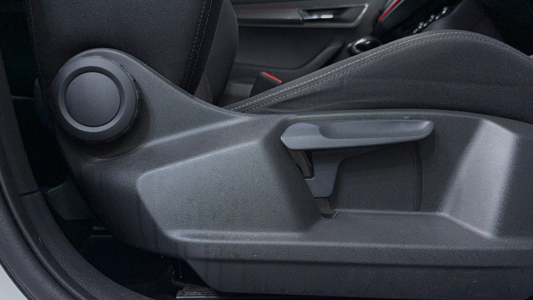 2020 SKODA Karoq 110tsi, Automatic, 55168 km, Drivers Side Adjustment Panel