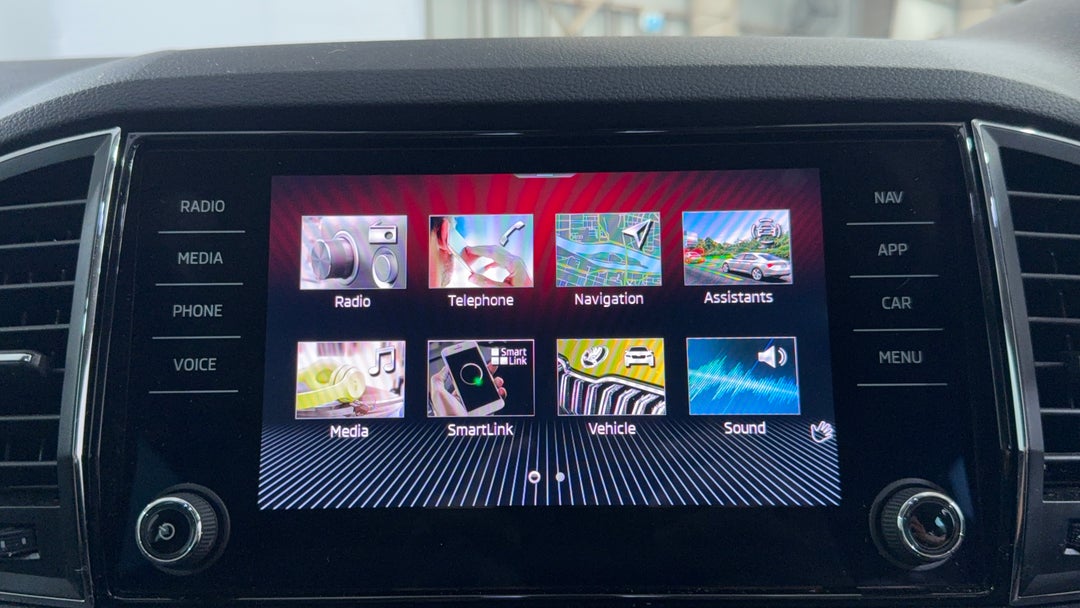 2020 SKODA Karoq 110tsi, Automatic, 55168 km, Infotainment System