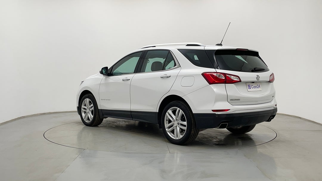 Left Back Diagonal (45- Degree) View