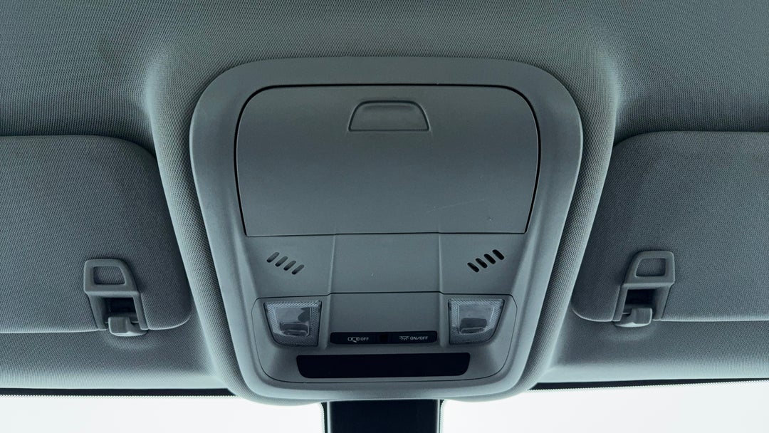 On-Roof Controls/Sunglass holder