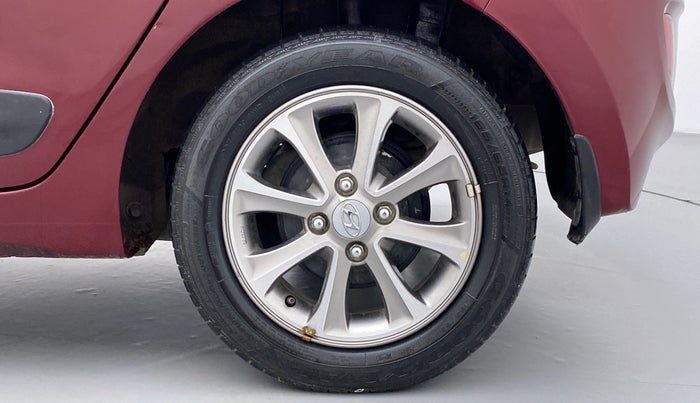 2016 Hyundai Grand i10 1.2 ASTA (O) AT, CNG, Automatic, 57,587 km, Left Rear Wheel