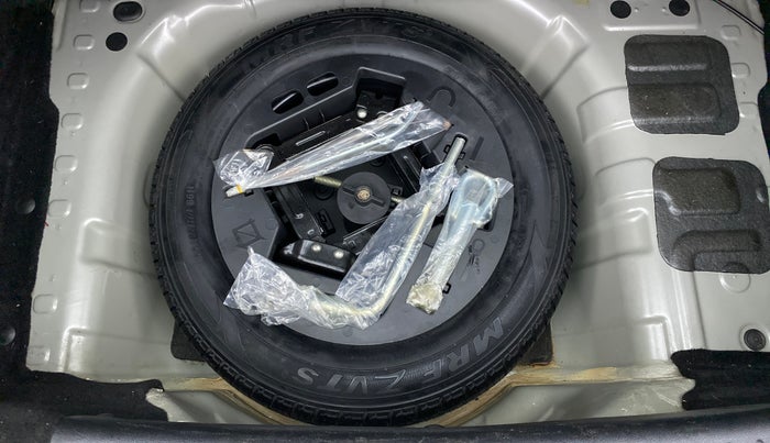 2018 Mahindra KUV 100 NXT K4+ 6S, Petrol, Manual, 31,057 km, Spare Tyre