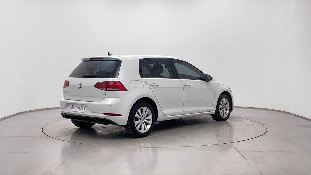 Right Back Diagonal (45- Degree) View