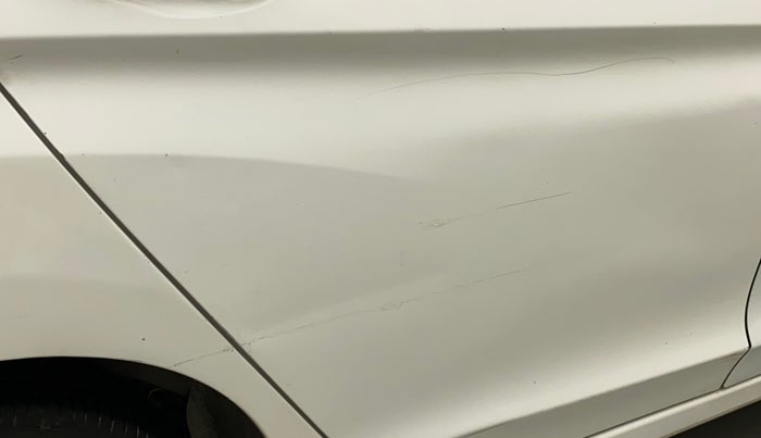2016 Honda City 1.5L I-VTEC VX, Petrol, Manual, 75,494 km, Right rear door - Minor scratches