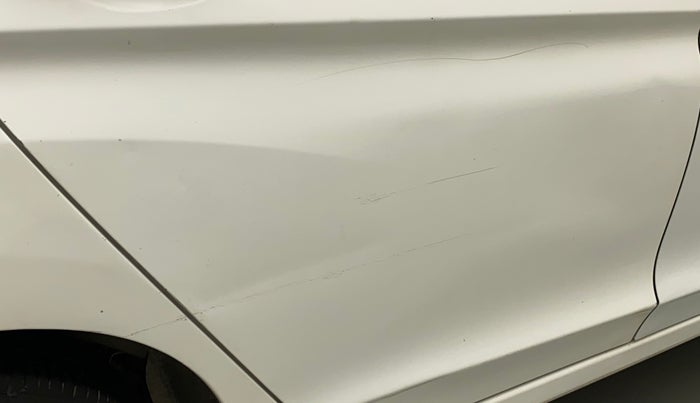 2016 Honda City 1.5L I-VTEC VX, Petrol, Manual, 75,494 km, Right rear door - Slightly dented