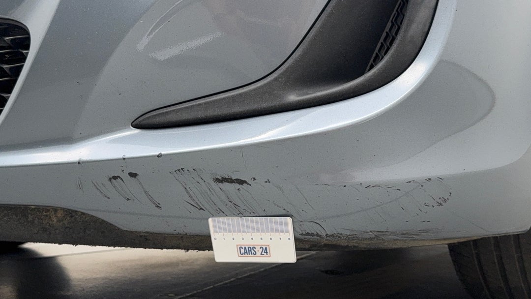 Bumper Front Scratch