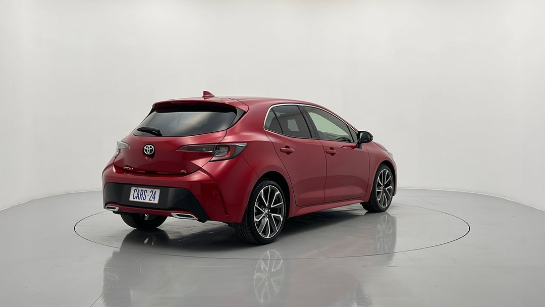 Right Back Diagonal (45- Degree) View