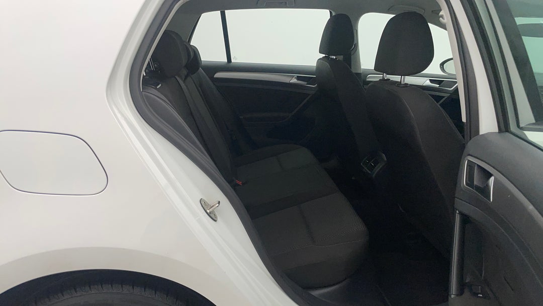 2018 Volkswagen Golf 110 Tsi Trendline, Automatic, 147265 km, Right Side Rear Door Cabin View