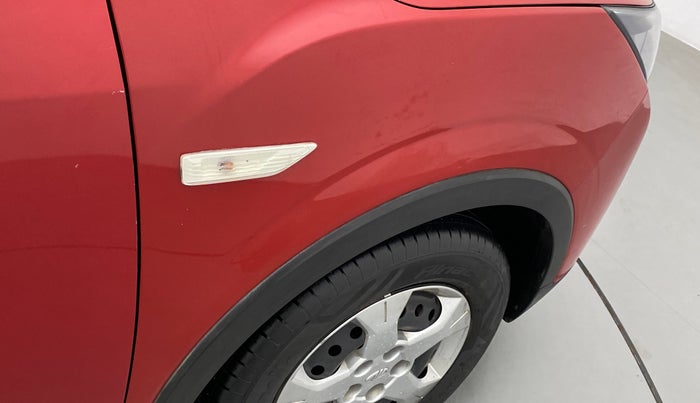 2019 Mahindra XUV300 W6 1.5 DIESEL, Diesel, Manual, 54,443 km, Right fender - Minor scratches