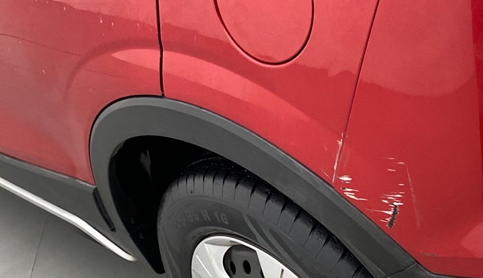 2019 Mahindra XUV300 W6 1.5 DIESEL, Diesel, Manual, 54,443 km, Left quarter panel - Minor scratches