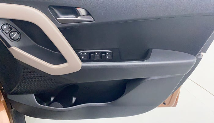 2017 Hyundai Creta 1.6 SX PLUS AUTO PETROL, Petrol, Automatic, 74,788 km, Driver Side Door Panels Control