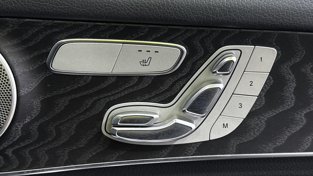 2020 Mercedes-benz GLC 300 4matic, Automatic, 78067 km, Drivers Side Adjustment Panel