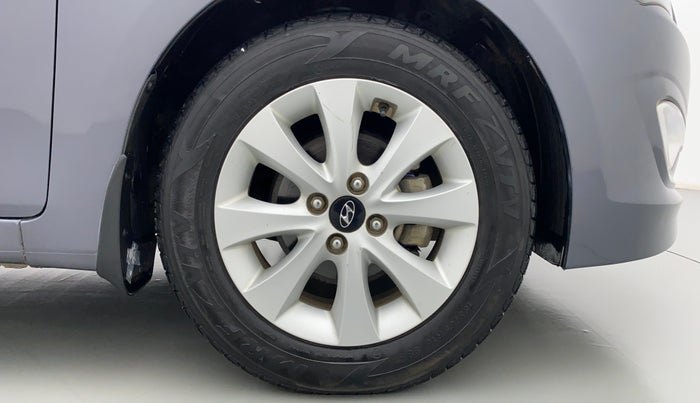 2015 Hyundai Verna FLUIDIC 1.6 VTVT S, Petrol, Manual, 32,248 km, Right Front Wheel