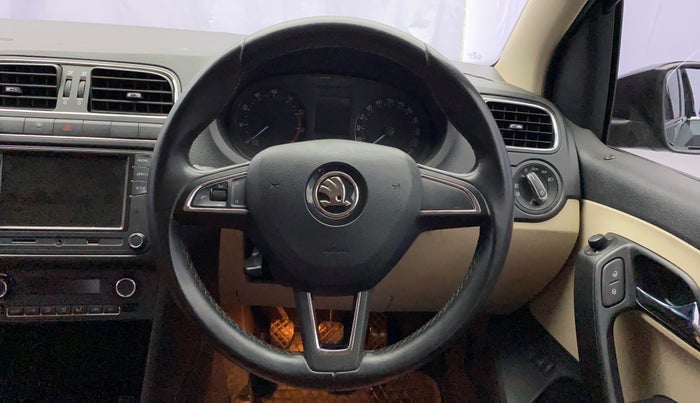 2019 Skoda Rapid STYLE 1.6 MPI, Petrol, Manual, 65,841 km, Steering Wheel Close Up