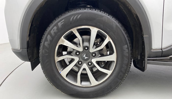 2022 Mahindra SCORPIO-N Z8 L DIESEL AT 2WD 6 STR, Diesel, Automatic, 11,104 km, Left Front Wheel
