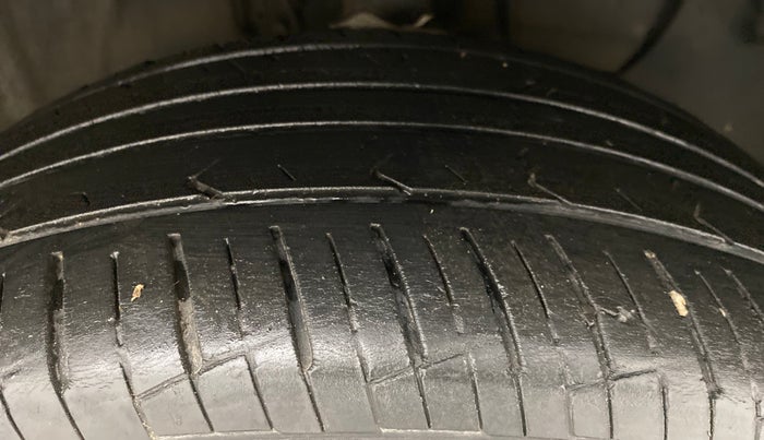 2019 Hyundai Elite i20 ASTA 1.2 (O), Petrol, Manual, 26,633 km, Right Front Tyre Tread