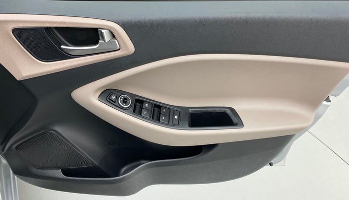 2019 Hyundai Elite i20 ASTA 1.2 (O), Petrol, Manual, 26,633 km, Driver Side Door Panels Control