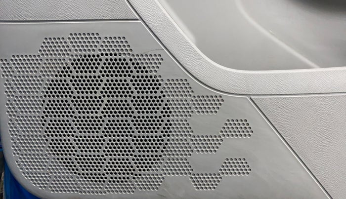 2018 Tata NEXON XZA+ 1.5 Dual Tone, Diesel, Automatic, 39,721 km, Speaker