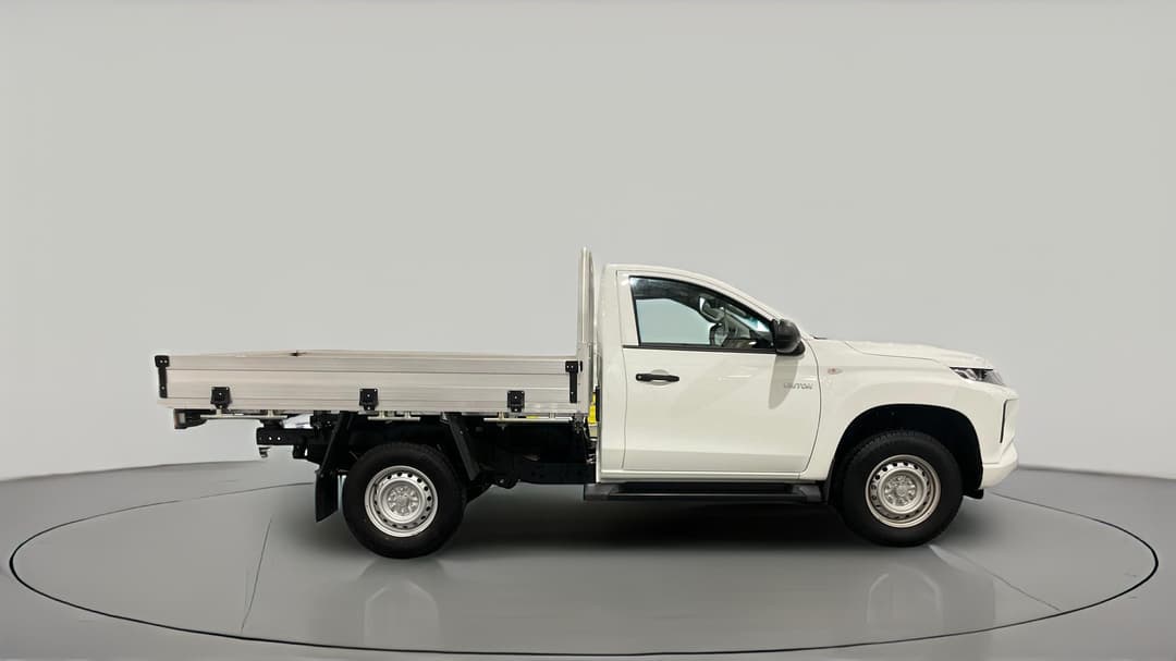 2023 Mitsubishi Triton Glx (4x2), Automatic, 4780 km, Right Side View