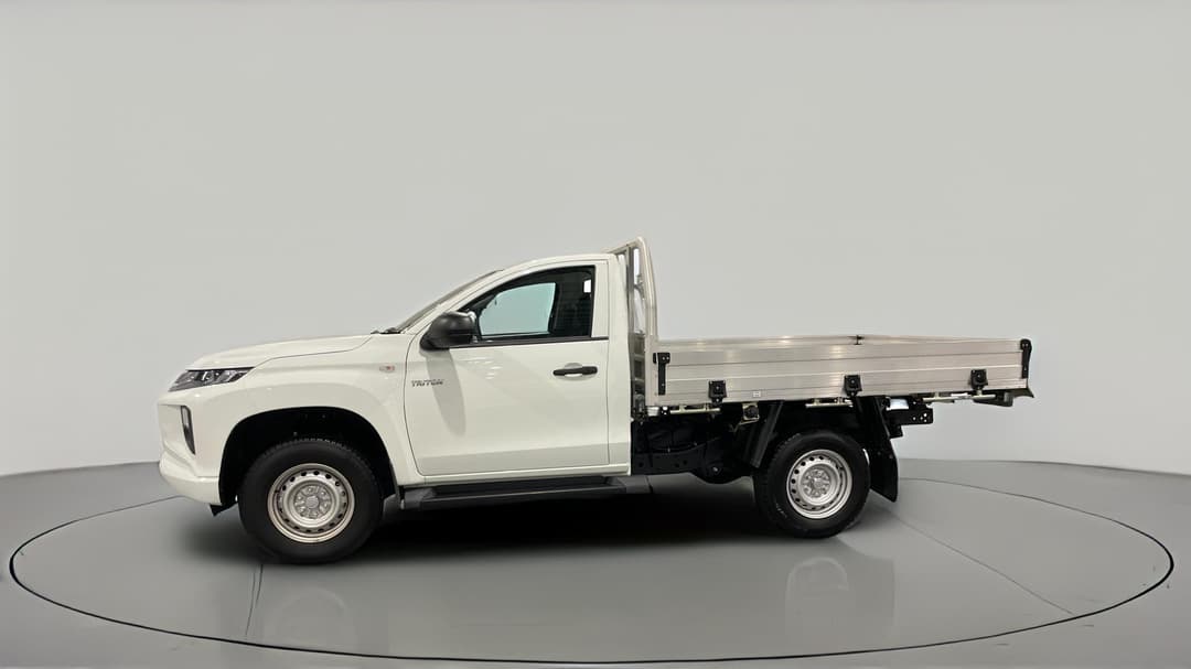 2023 Mitsubishi Triton Glx (4x2), Automatic, 4780 km, Left Side View