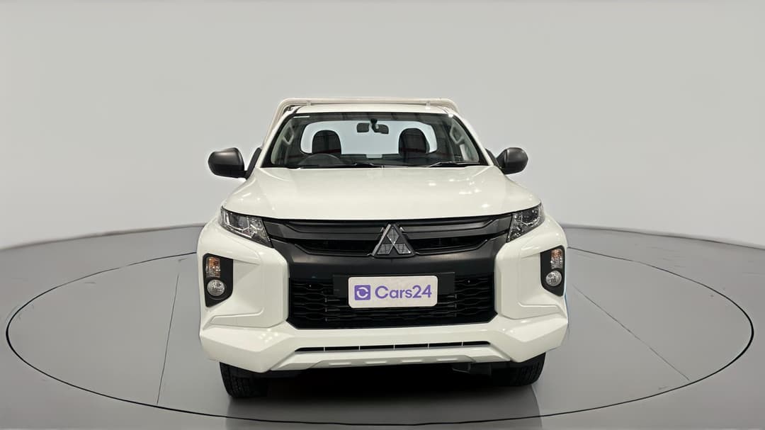 2023 Mitsubishi Triton Glx (4x2), Automatic, 4780 km, Front View
