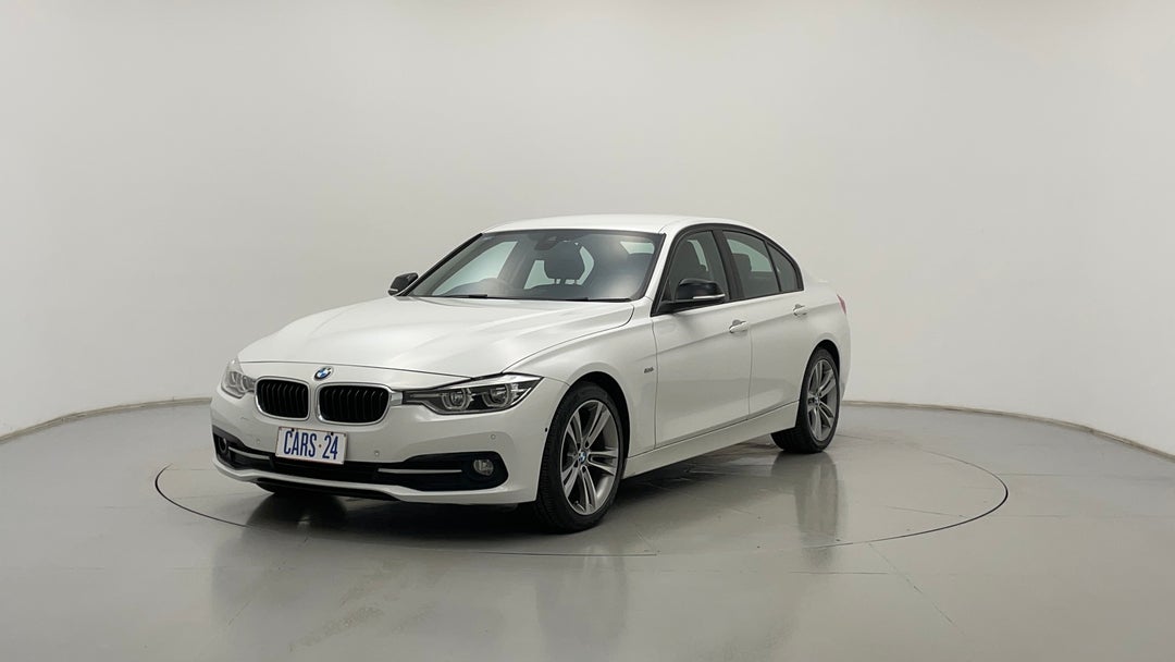 Left Front Diagonal (45- Degree) View