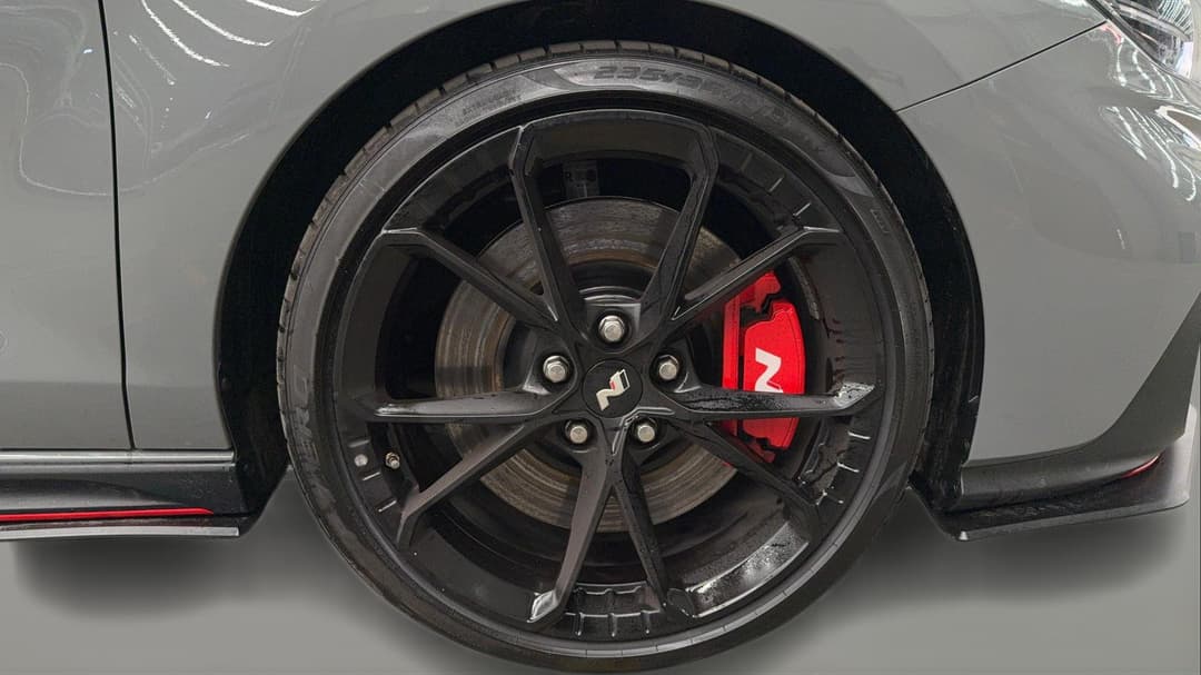 2024 Hyundai i30 N Premium, Automatic, 3418 km, Right Front Wheel