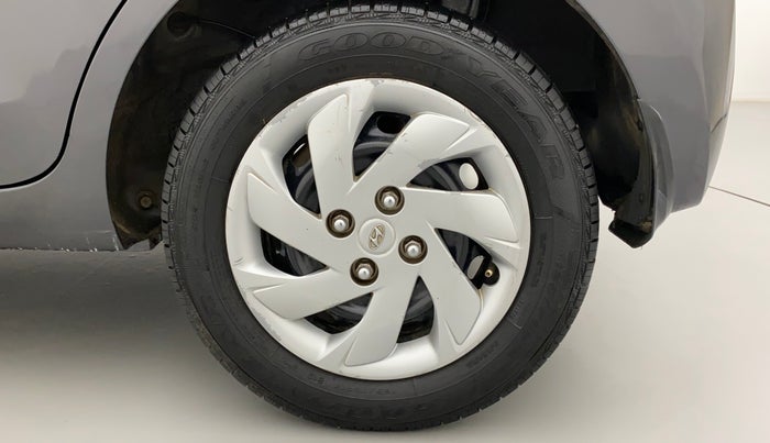 2020 Hyundai NEW SANTRO SPORTZ CNG, CNG, Manual, 93,021 km, Left Rear Wheel
