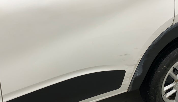 2019 Renault TRIBER RXL MT, Petrol, Manual, 57,406 km, Rear left door - Slightly dented