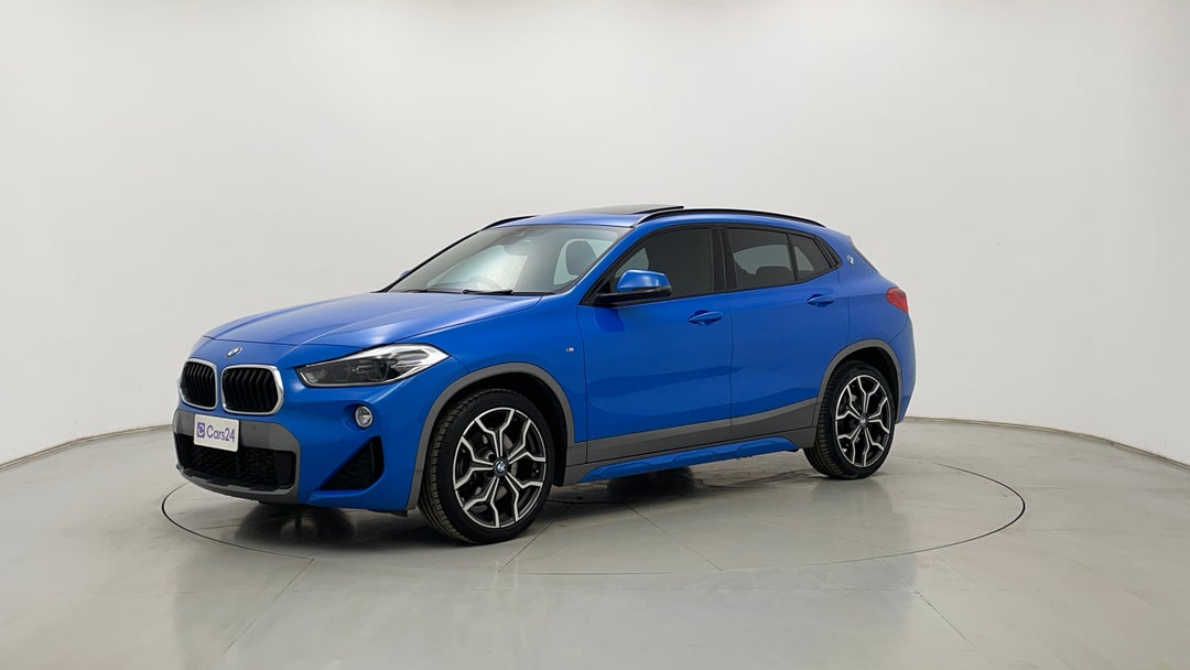 Left Front Diagonal (45- Degree) View