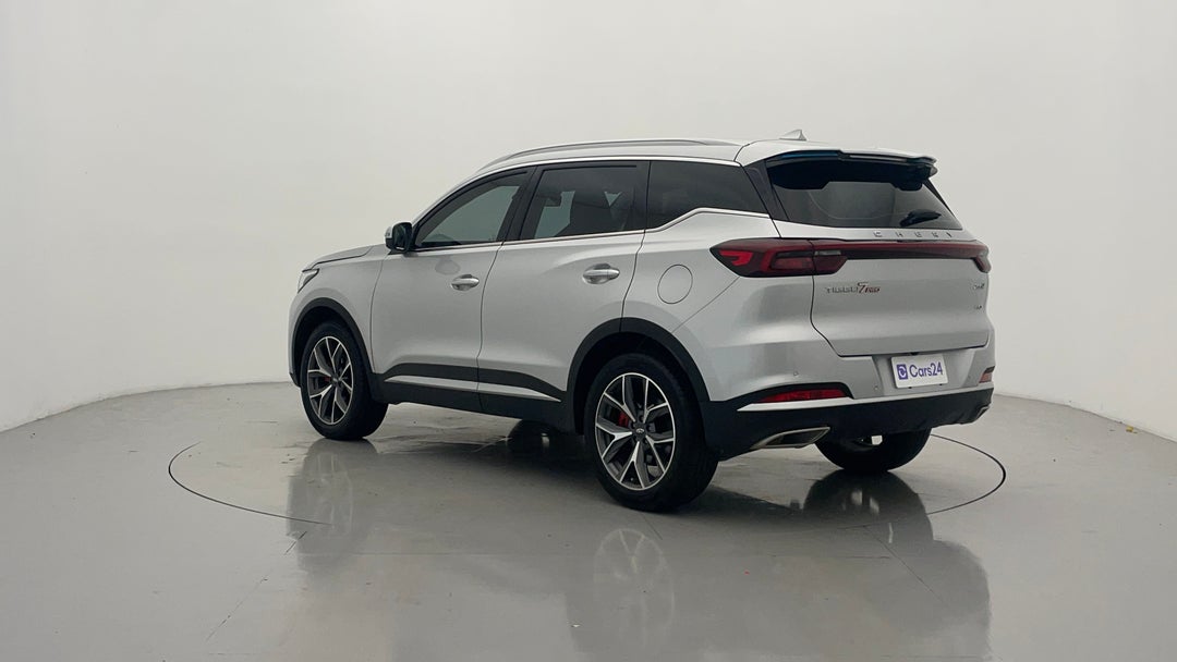 Left Back Diagonal (45- Degree) View