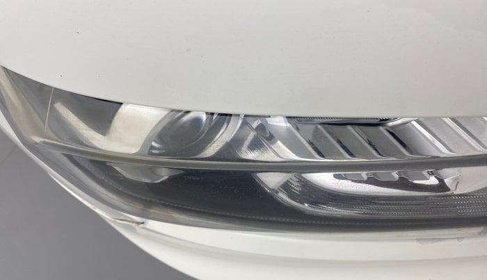 2019 Ford Endeavour 2.2l 4X2 MT Titanium, Diesel, Manual, 95,939 km, Right headlight - Faded