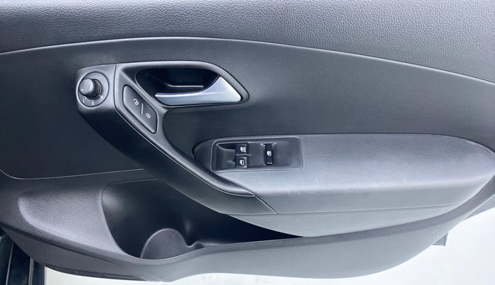 2018 Volkswagen Ameo COMFORTLINE 1.0, Petrol, Manual, 16,831 km, Driver Side Door Panels Control
