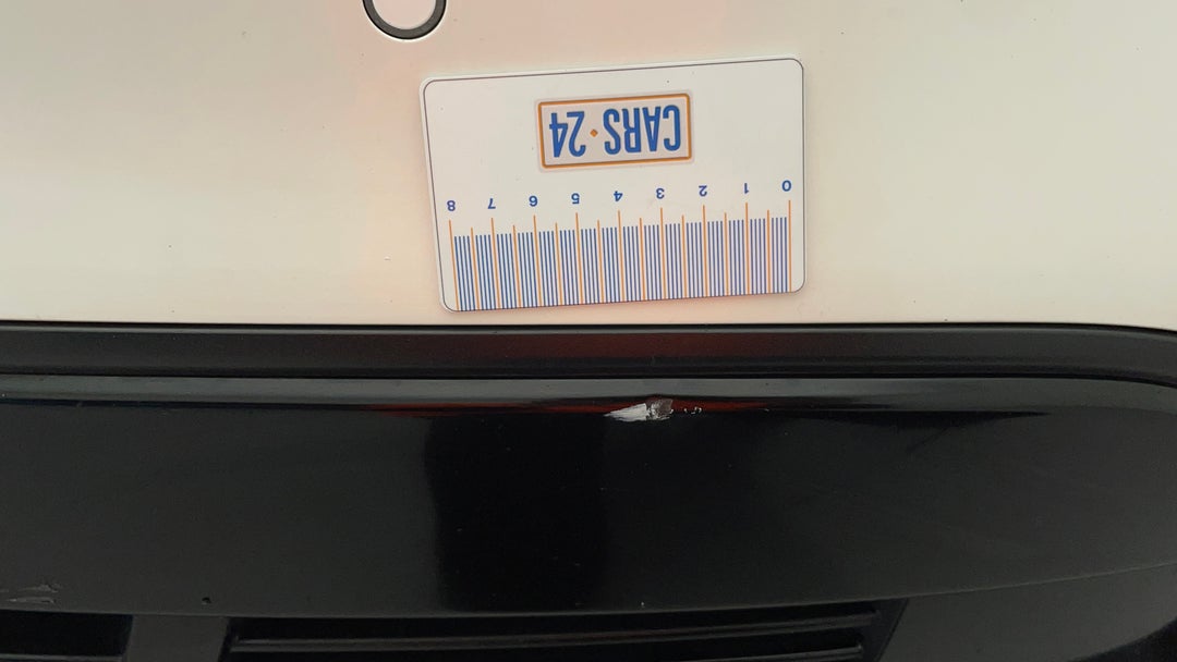 2016 Kia Sorento Platinum (4x4), Automatic, 115741 km, Bumper Front Scratch