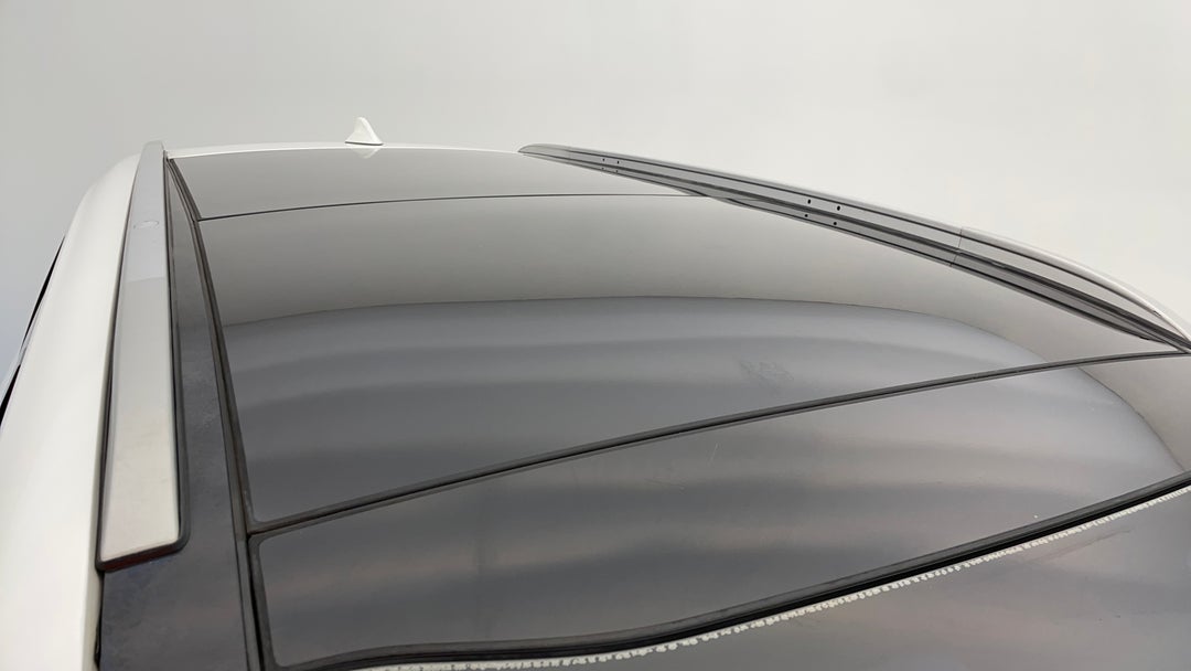 2016 Kia Sorento Platinum (4x4), Automatic, 115741 km, Roof/Sunroof View