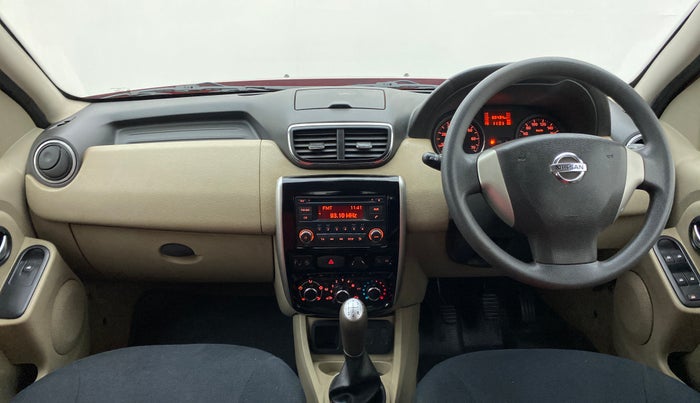 2015 Nissan Terrano XL P, Petrol, Manual, 66,809 km, Dashboard
