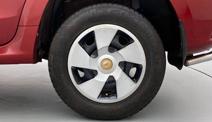 2015 Nissan Terrano XL P, Petrol, Manual, 66,809 km, Left Rear Wheel