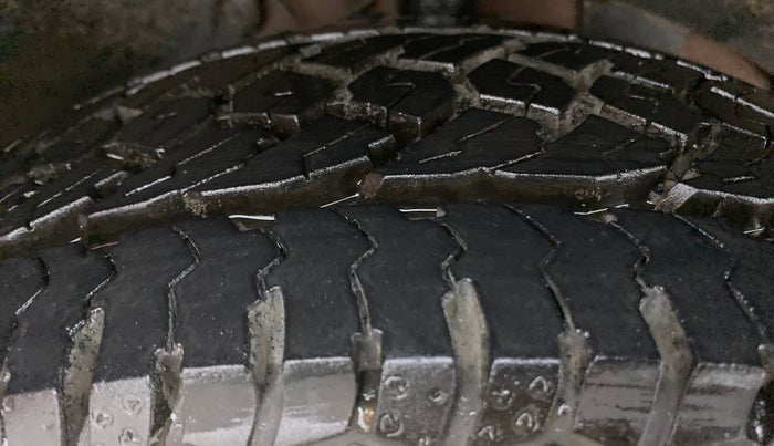 2015 Nissan Terrano XL P, Petrol, Manual, 66,809 km, Right Front Tyre Tread