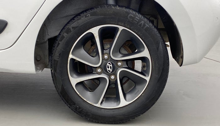 2017 Hyundai Grand i10 SPORTZ (O) 1.2 AT VTVT, Petrol, Automatic, 78,100 km, Left Rear Wheel