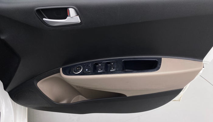 2017 Hyundai Grand i10 SPORTZ (O) 1.2 AT VTVT, Petrol, Automatic, 78,100 km, Driver Side Door Panels Control