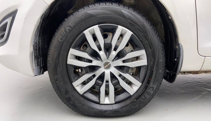 2013 Hyundai i20 MAGNA O 1.4 CRDI, Diesel, Manual, 71,348 km, Left Front Wheel